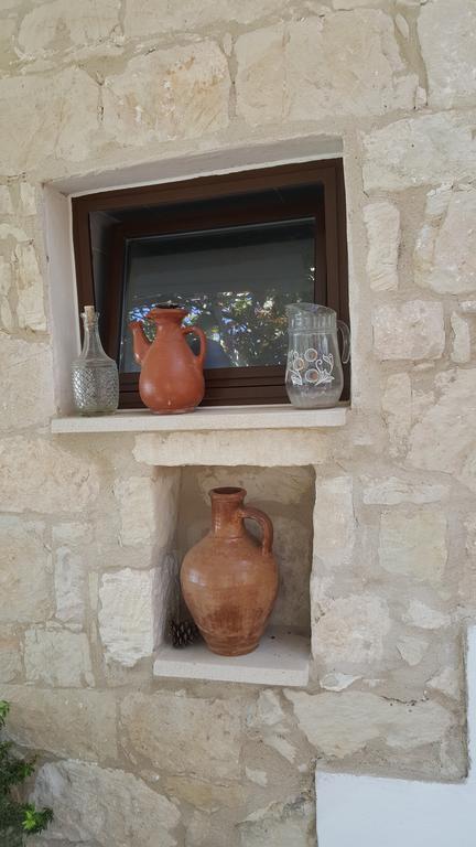 Faith'S Stone House Guest House Simou Exterior photo